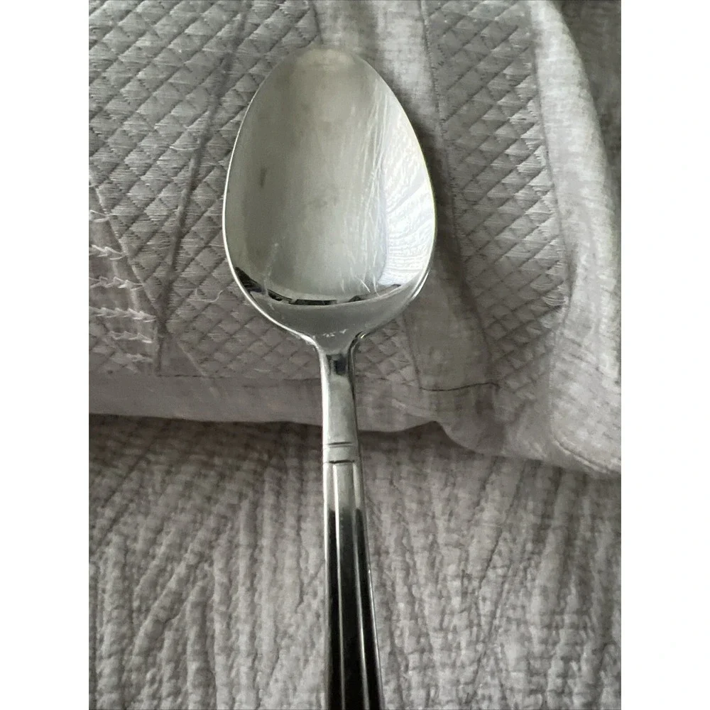 International INS330 18/10 Oval Soup Spoon 7‎ 1/4